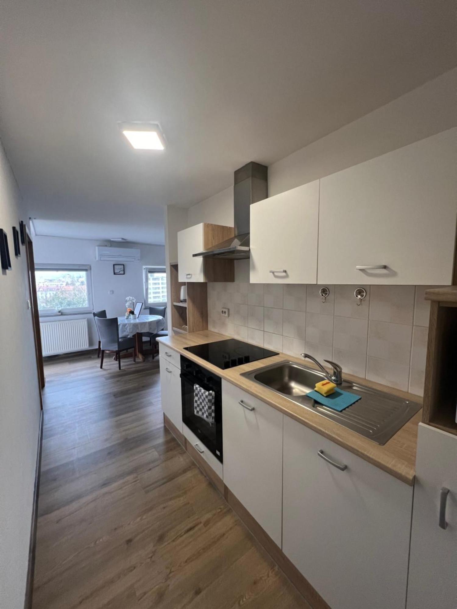 Apartma Golovec Ljubljana Exteriör bild